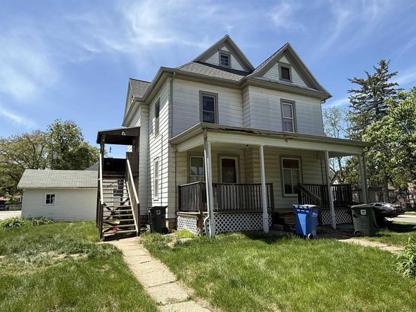603 Iowa Street, Cedar Falls, IA 50613