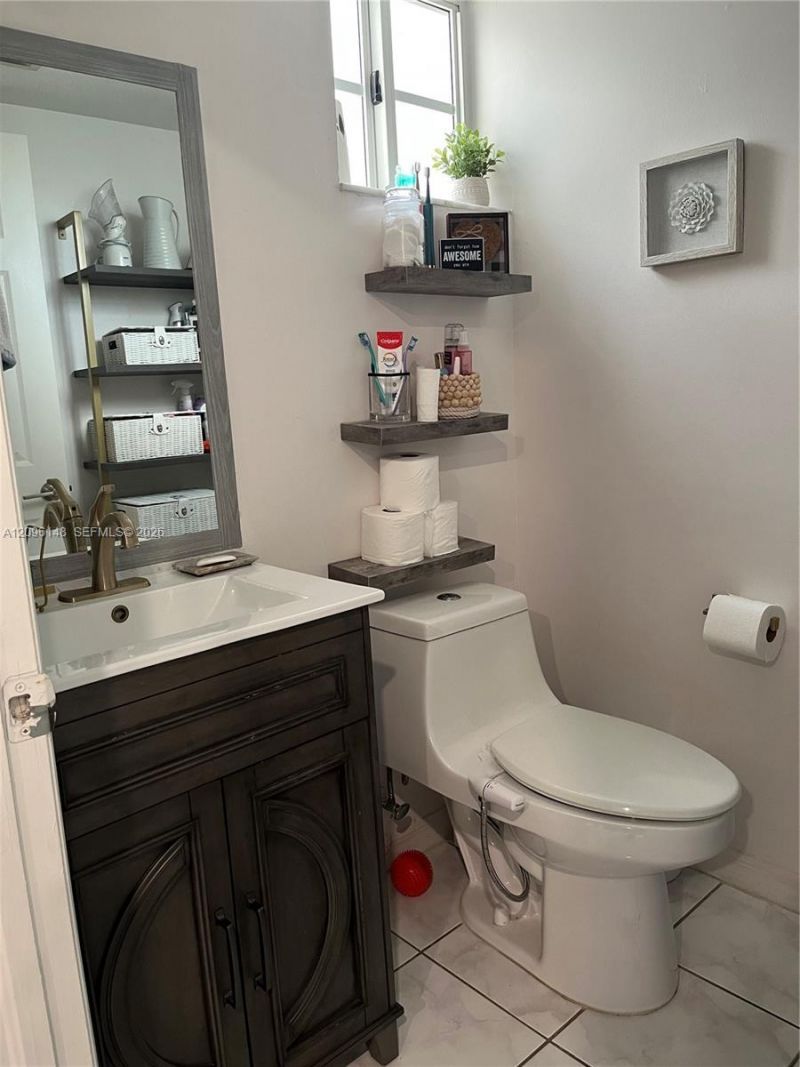 12035 SW 14th St , Unit 104, Miami, FL 33184 Photo