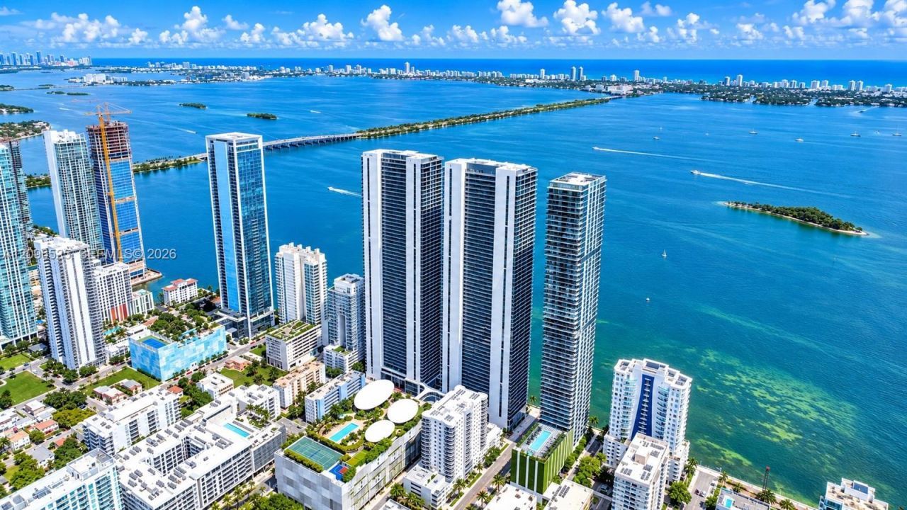 700 NE 24th St , Unit PH-5903, Miami, FL 33137 Photo