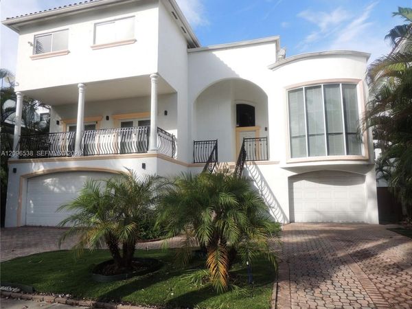 3525 E Fairview St , Miami, FL 33133