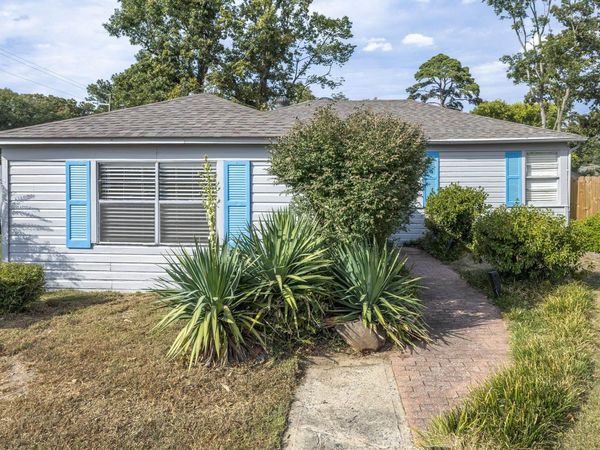 6720 Rockwood Rd, Little Rock, AR 72207