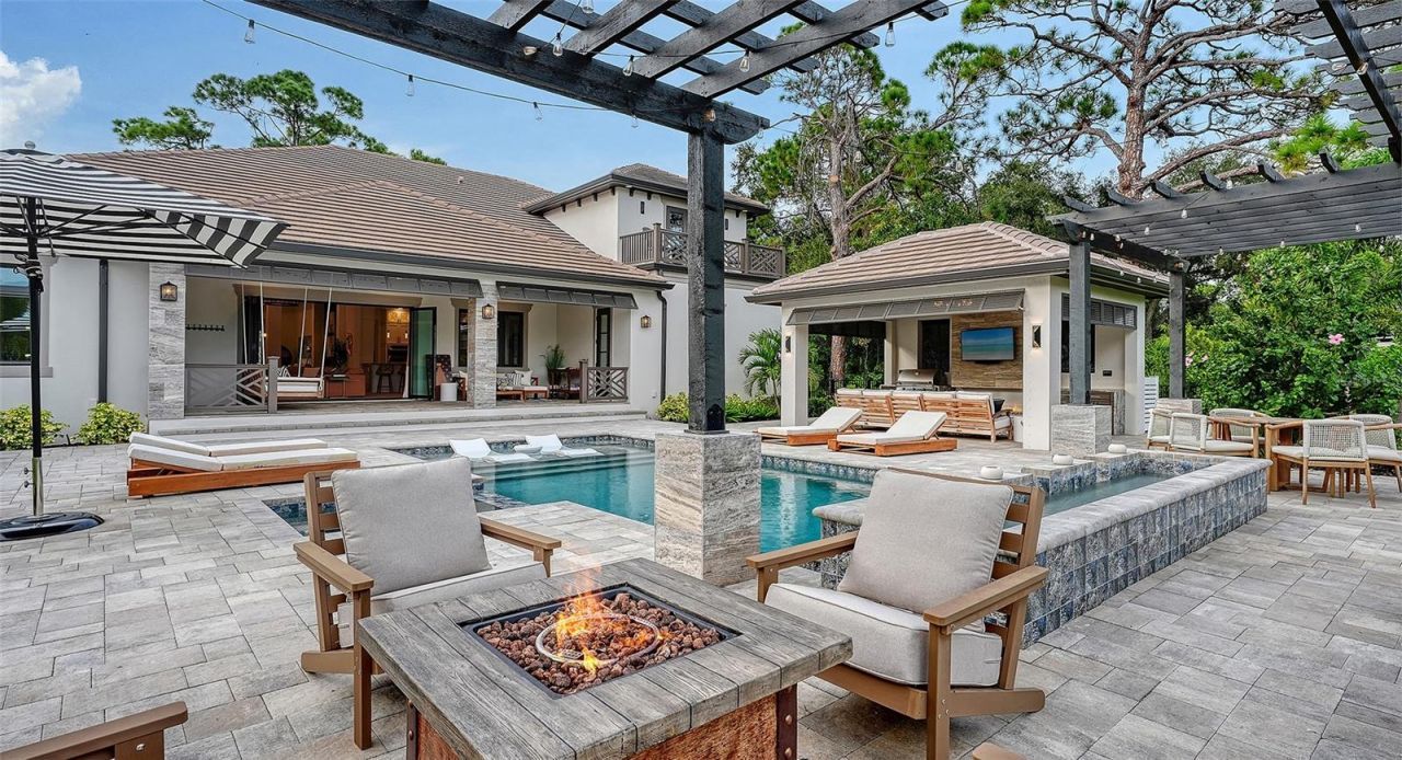 650 Oaks Creek Court, Osprey, FL 34229 Photo