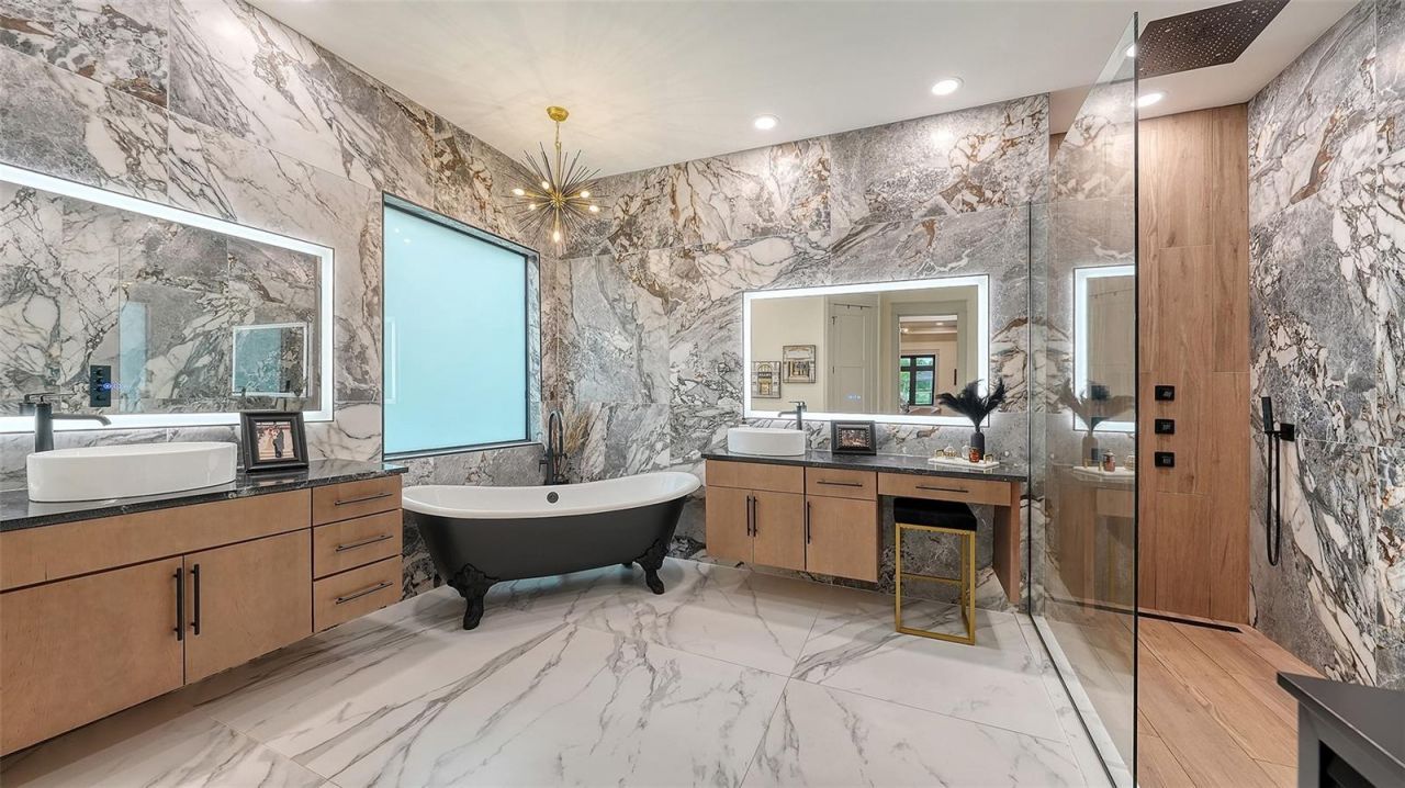 650 Oaks Creek Court, Osprey, FL 34229 Photo
