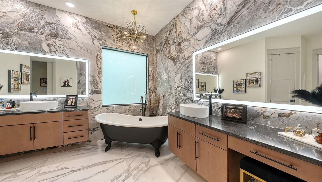 650 Oaks Creek Court, Osprey, FL 34229 Photo