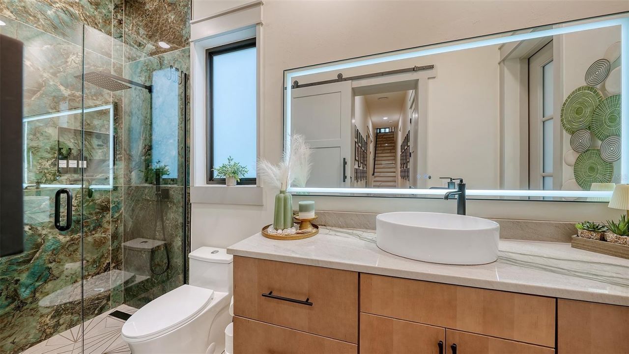 650 Oaks Creek Court, Osprey, FL 34229 Photo