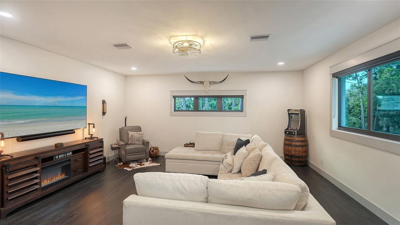 650 Oaks Creek Court, Osprey, FL 34229 Photo