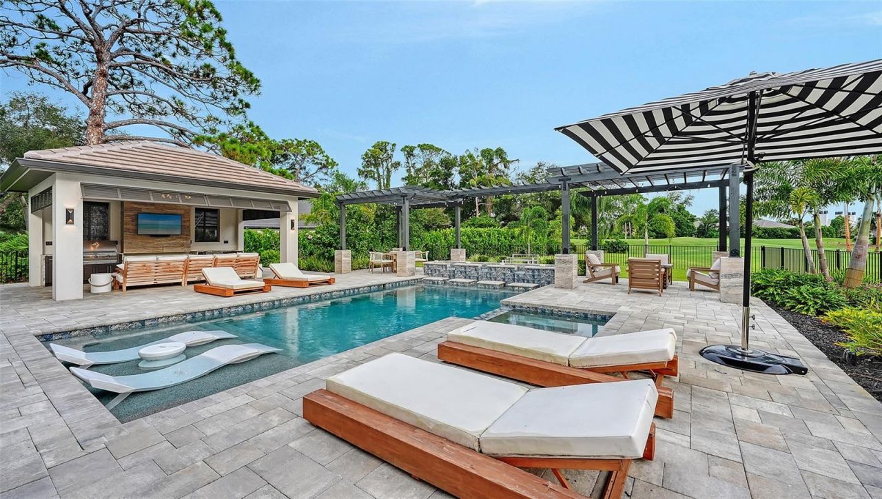 650 Oaks Creek Court, Osprey, FL 34229 Photo
