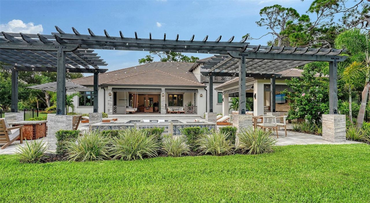 650 Oaks Creek Court, Osprey, FL 34229 Photo