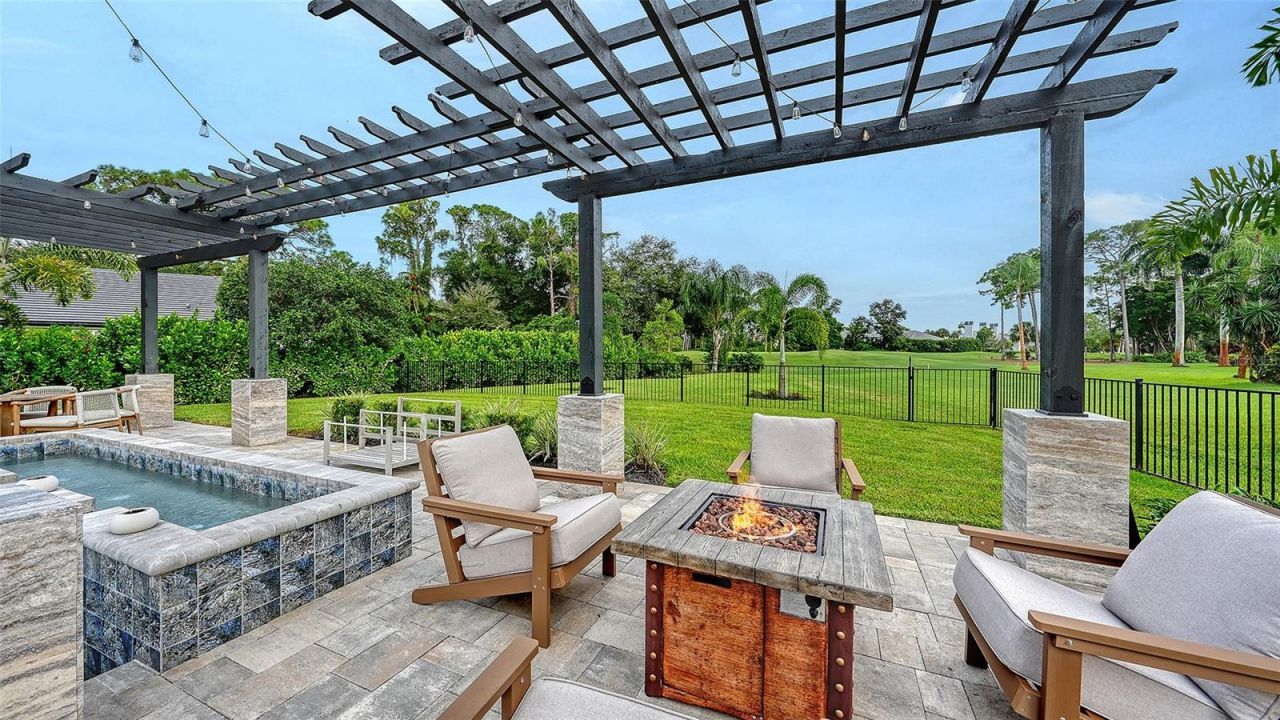 650 Oaks Creek Court, Osprey, FL 34229 Photo