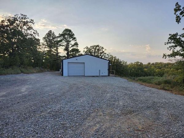 123352 Highway 52 , Hanna, OK 74845