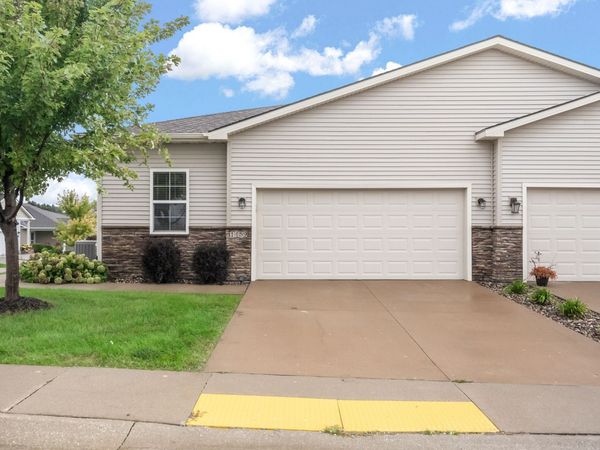 1459 Indigo Drive SE, Altoona, IA 50009