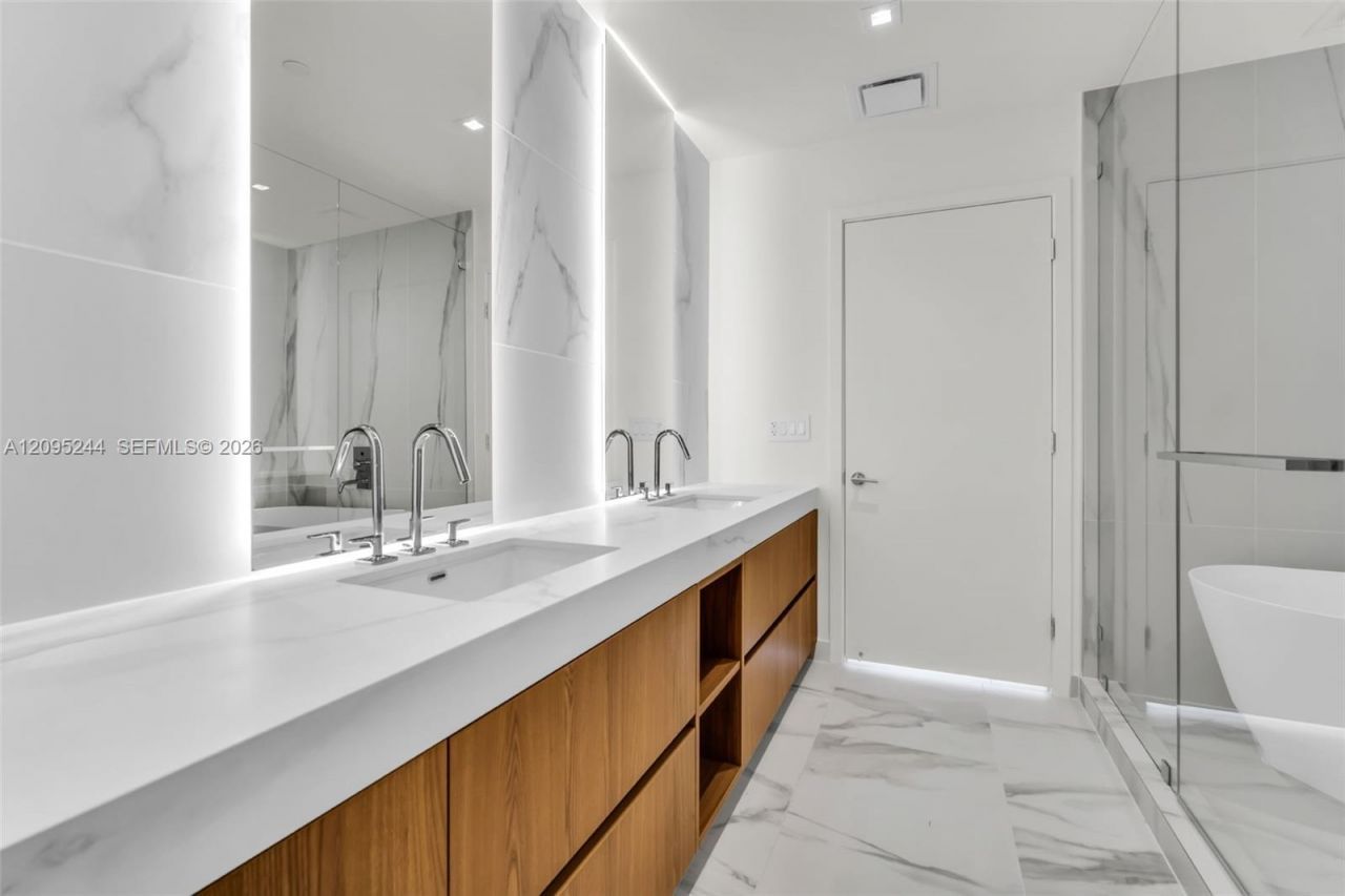 1400 Biscayne Blvd , Unit 602, Miami, FL 33132 Photo