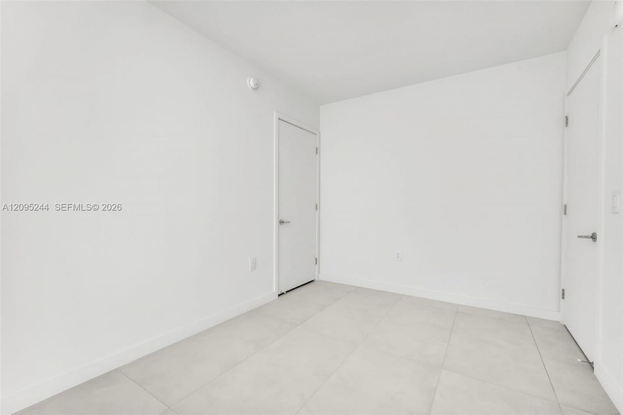 1400 Biscayne Blvd , Unit 602, Miami, FL 33132 Photo