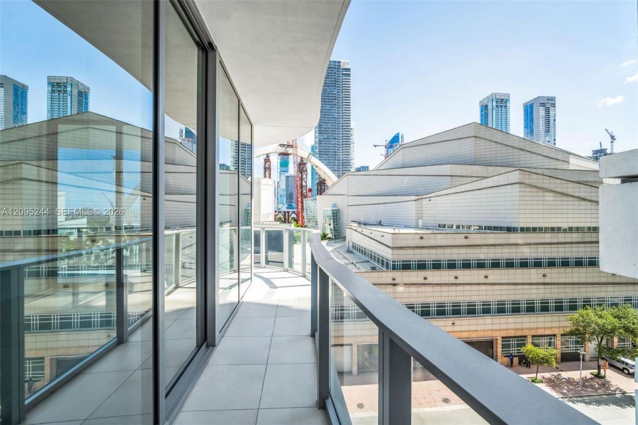 1400 Biscayne Blvd , Unit 602, Miami, FL 33132 Photo