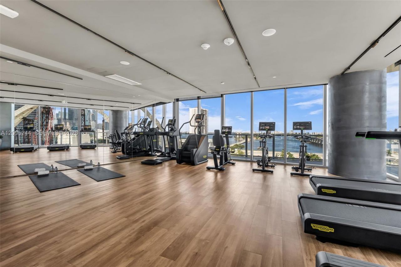 1400 Biscayne Blvd , Unit 602, Miami, FL 33132 Photo