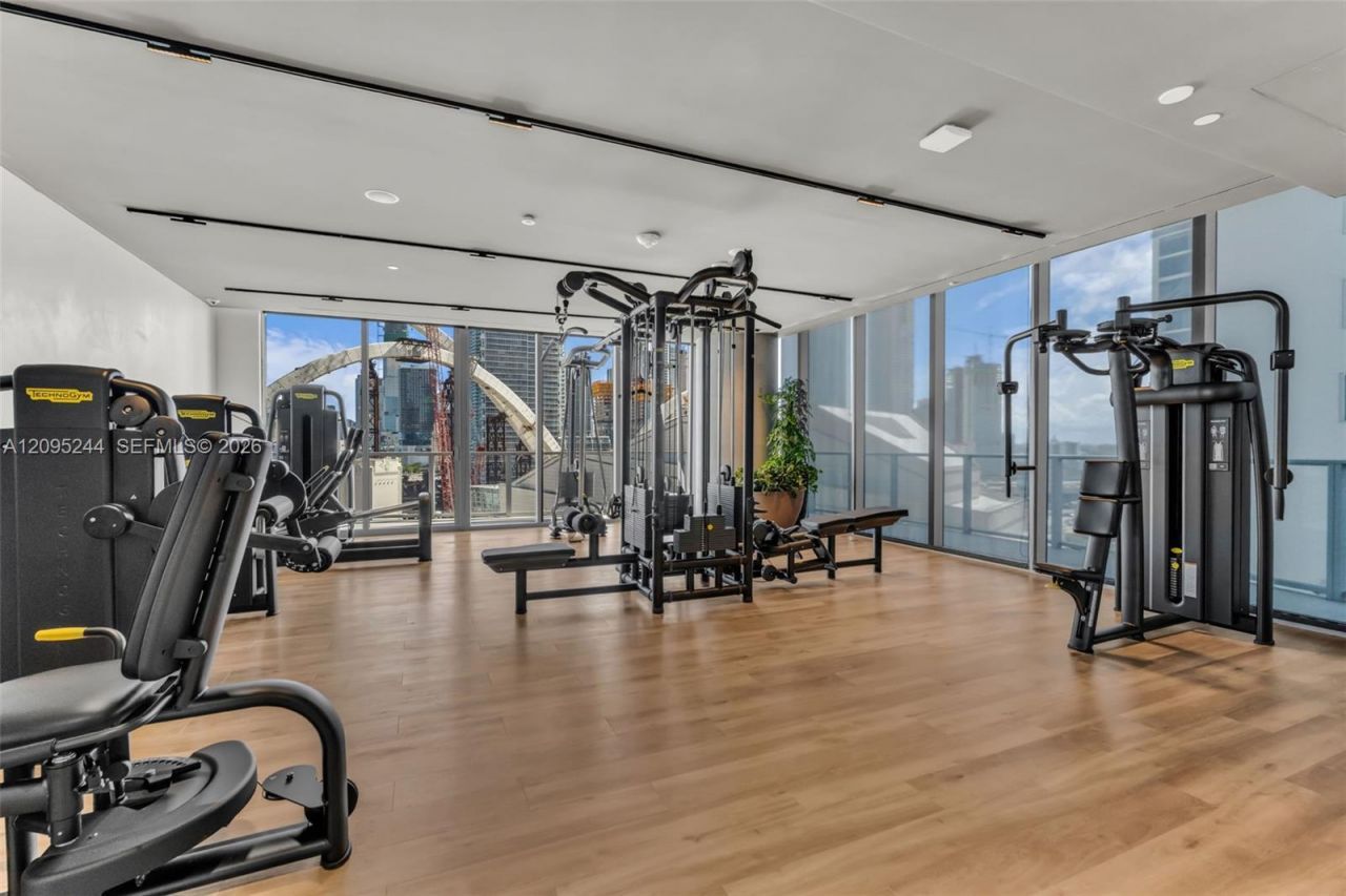 1400 Biscayne Blvd , Unit 602, Miami, FL 33132 Photo