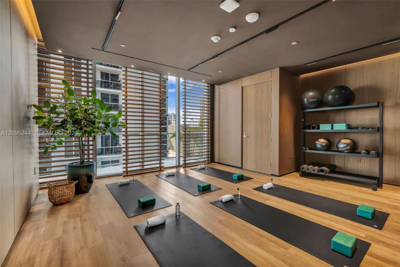 1400 Biscayne Blvd , Unit 602, Miami, FL 33132 Photo