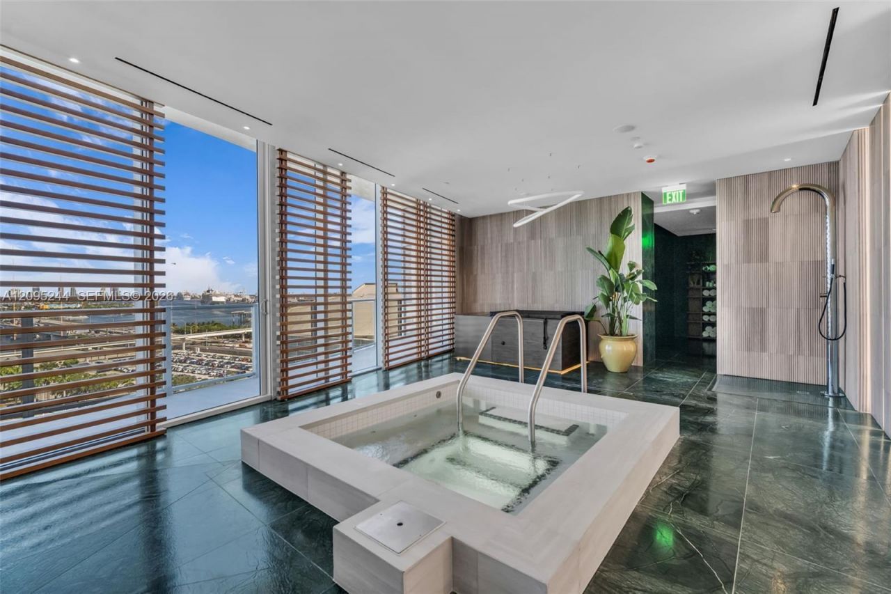 1400 Biscayne Blvd , Unit 602, Miami, FL 33132 Photo