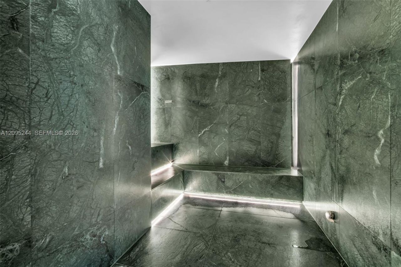 1400 Biscayne Blvd , Unit 602, Miami, FL 33132 Photo