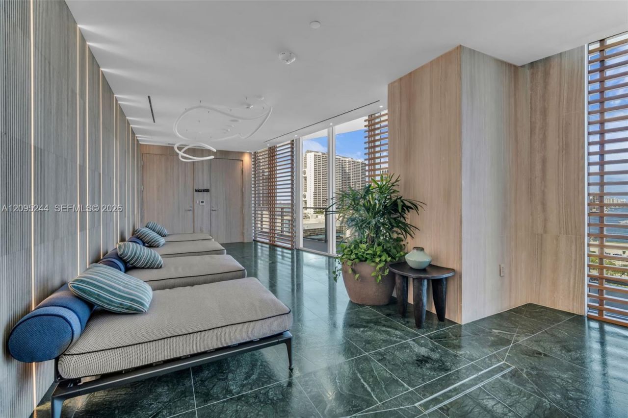 1400 Biscayne Blvd , Unit 602, Miami, FL 33132 Photo