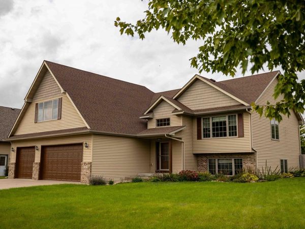 608 Colodoro Lane, Eagle Lake, MN 56024