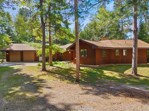 173 N Lincoln Lodge Road, Grayling, MI 49738