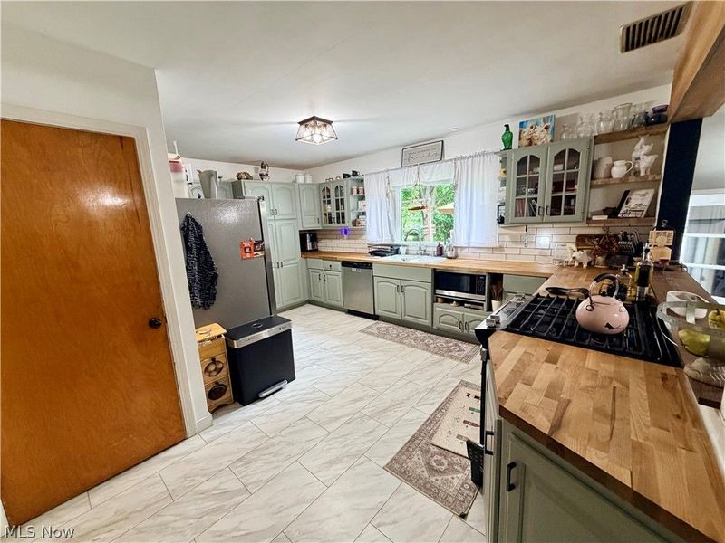 6274 Morgan Road, Ravenna, OH 44266 Photo 9