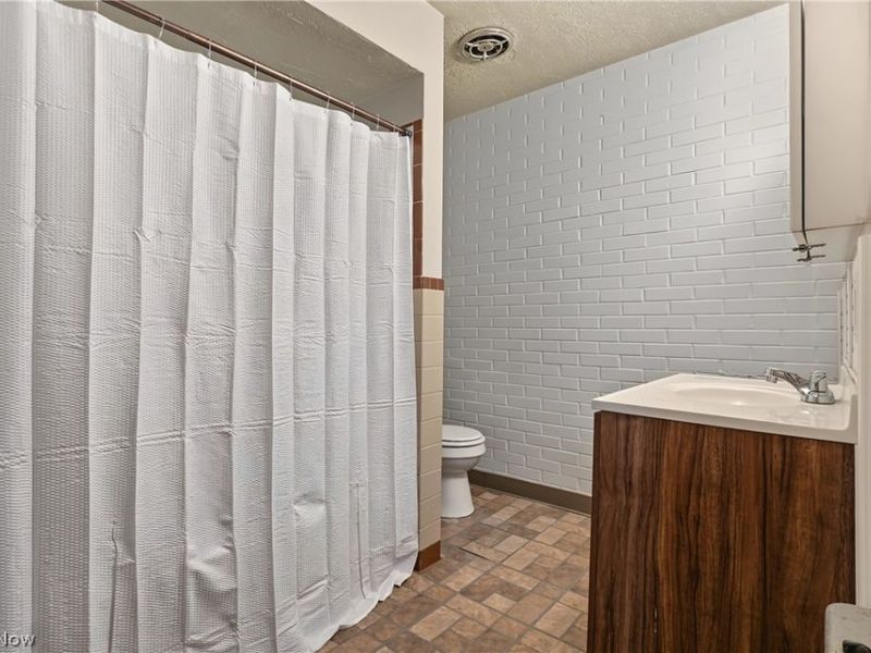2006 Fulton Road NW, Canton, OH 44709 Photo 14