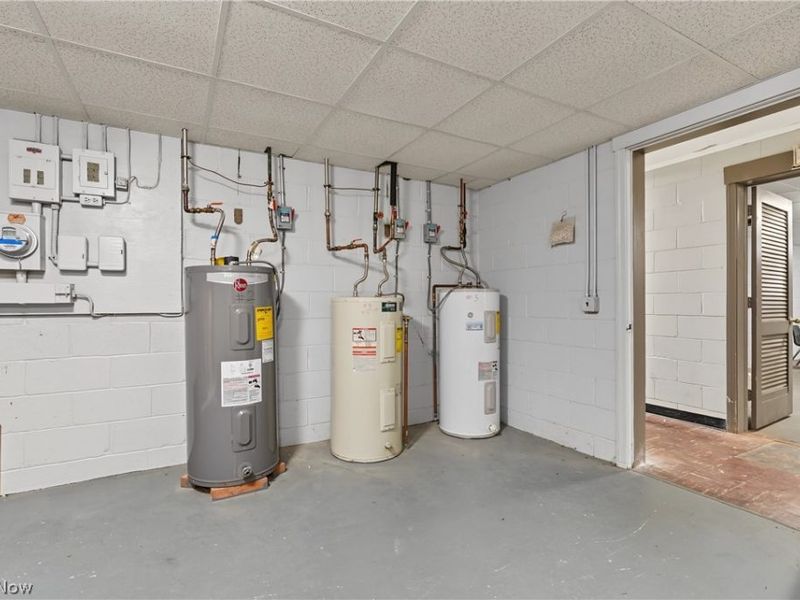 2006 Fulton Road NW, Canton, OH 44709 Photo 29