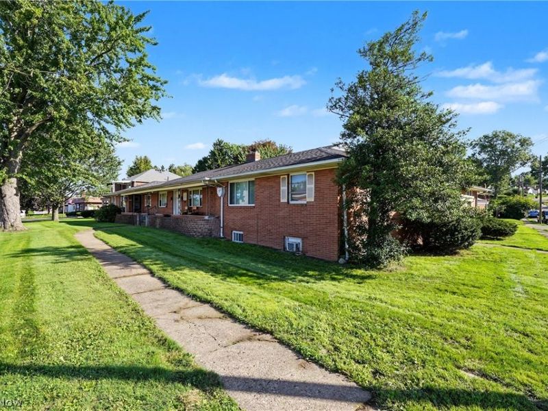 2006 Fulton Road NW, Canton, OH 44709 Photo 5