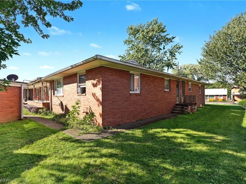 2006 Fulton Road NW, Canton, OH 44709 Photo 9