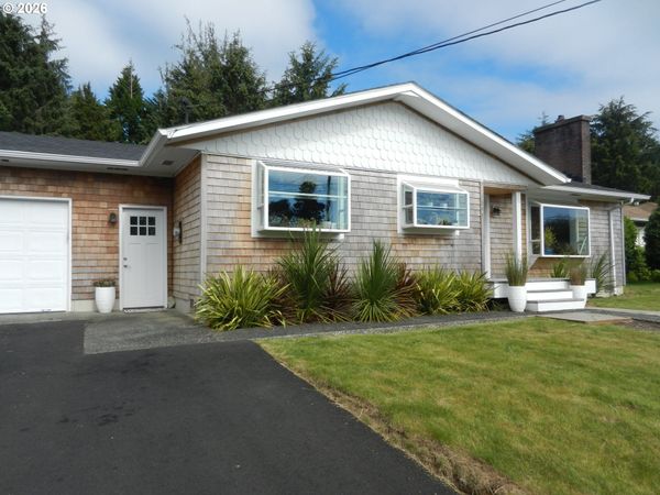 1844 NE CRESTVIEW PL, Newport, OR 97365