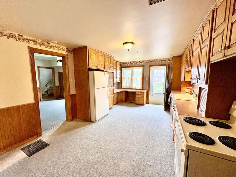 402 E Pearl Street, Wapakoneta, OH 45895 Photo 11