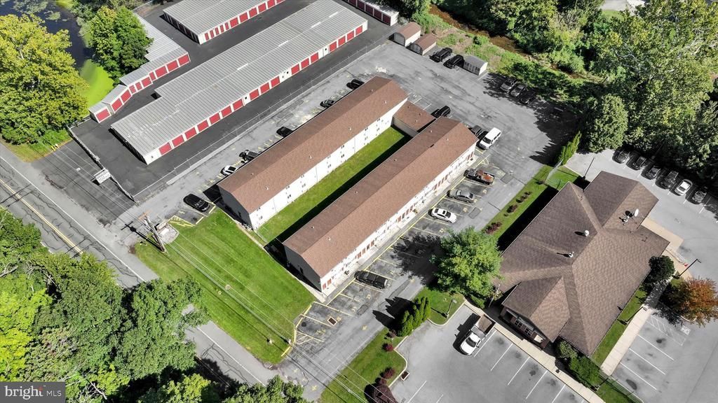 330 E WYOMISSING AVENUE , MOHNTON, PA 19540