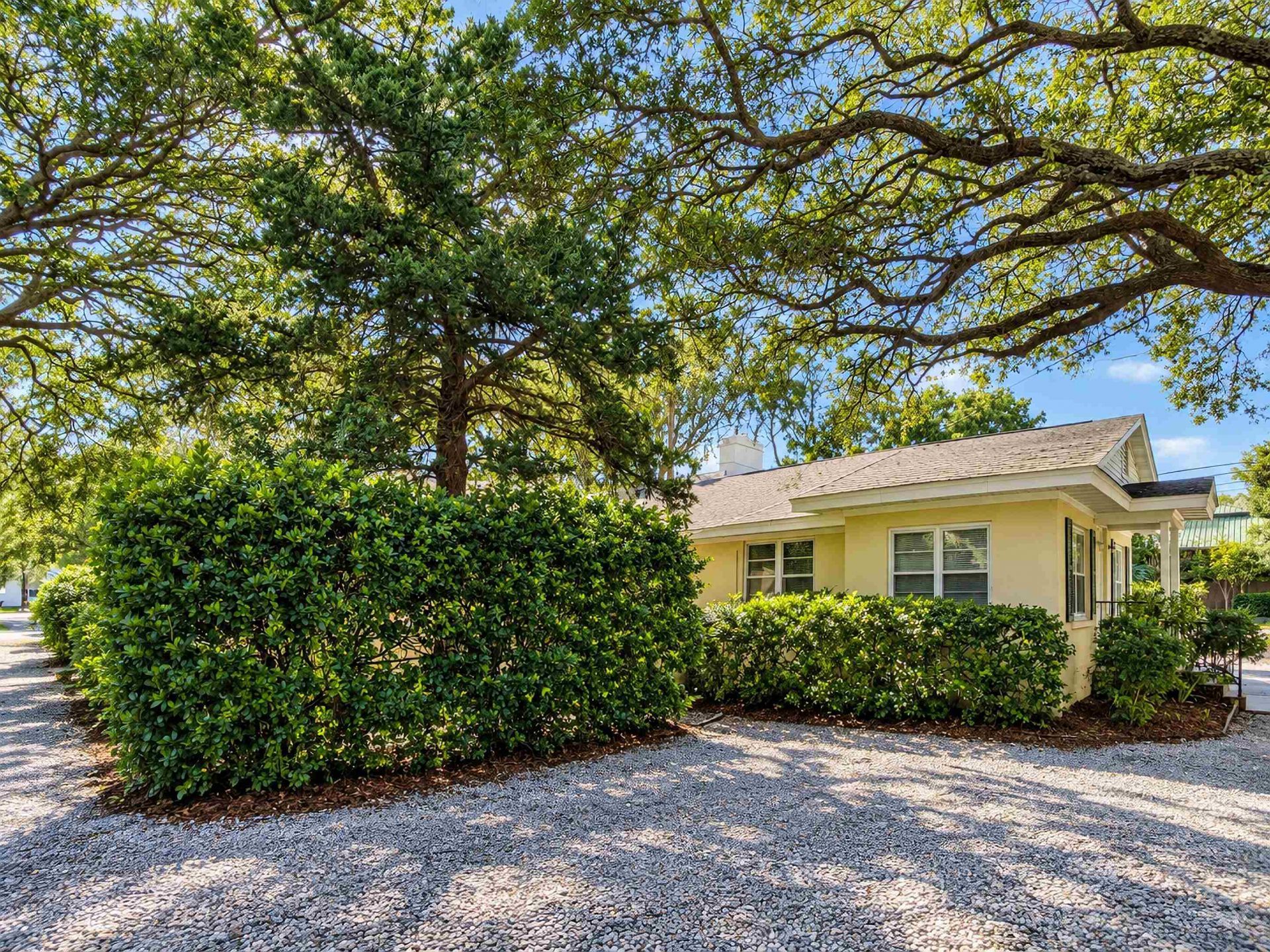 3500 N Kings Hwy. Photo 5