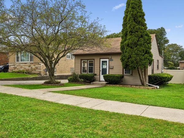 9824 S Campbell Avenue , Evergreen Park, IL 60805