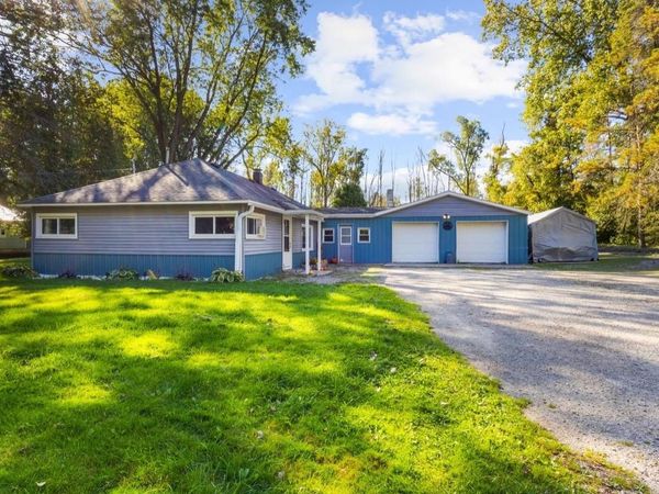 W5671 EVERGREEN RD 3, Menomonie, MI 49858