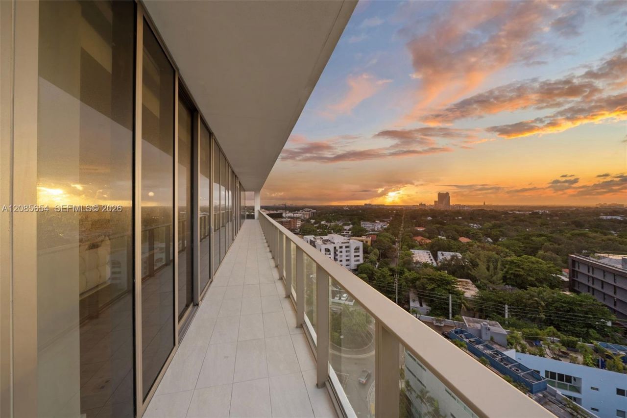 2678 Tigertail Ave , Unit 1101, Miami, FL 33133 Photo
