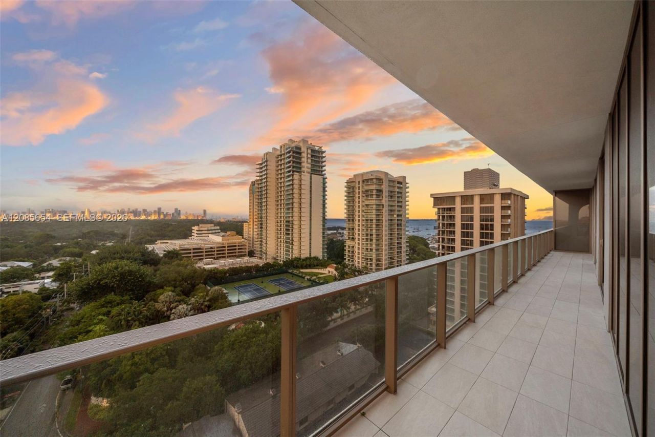 2678 Tigertail Ave , Unit 1101, Miami, FL 33133 Photo