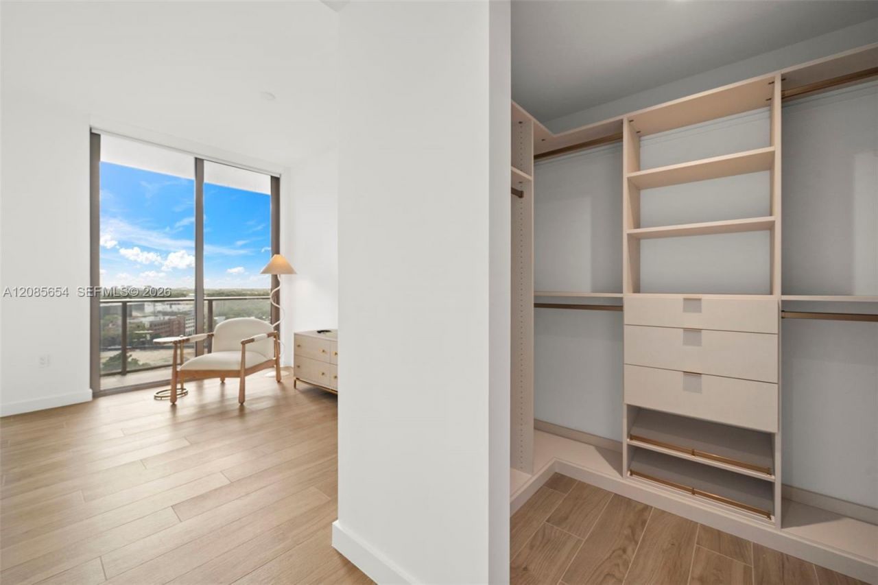 2678 Tigertail Ave , Unit 1101, Miami, FL 33133 Photo