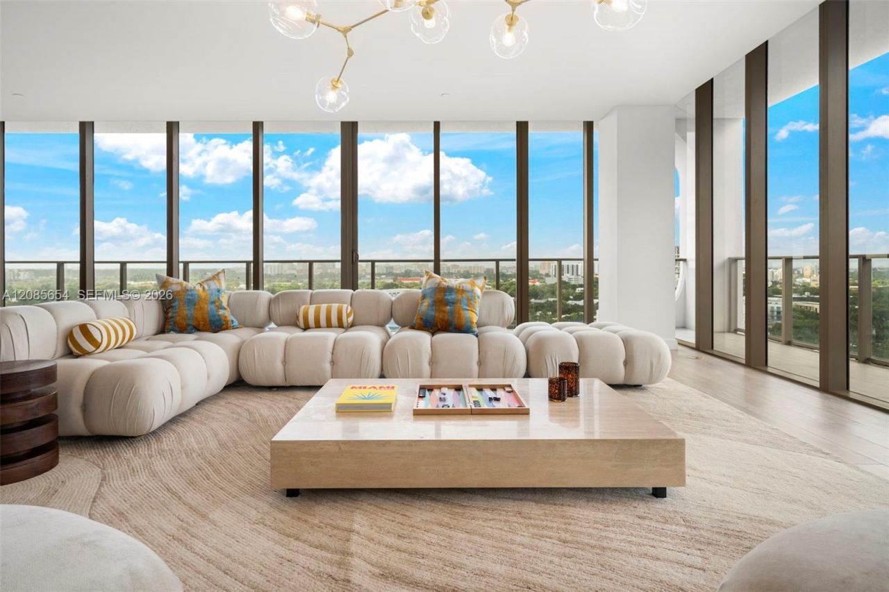 2678 Tigertail Ave , Unit 1101, Miami, FL 33133 Photo