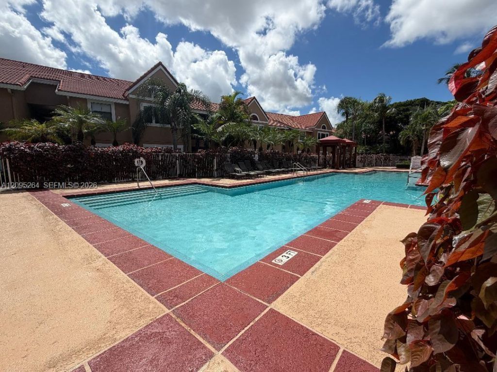 15560 SW 104th Ter , Unit 6210, Miami, FL 33196 Photo
