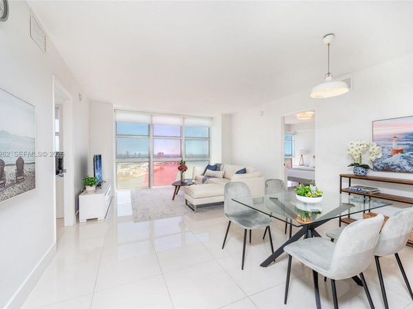 50 Biscayne Blvd , Unit 3906, Miami, FL 33132