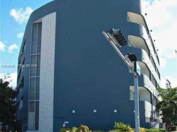 2694 Inagua Ave , Unit 202, Miami, FL 33133