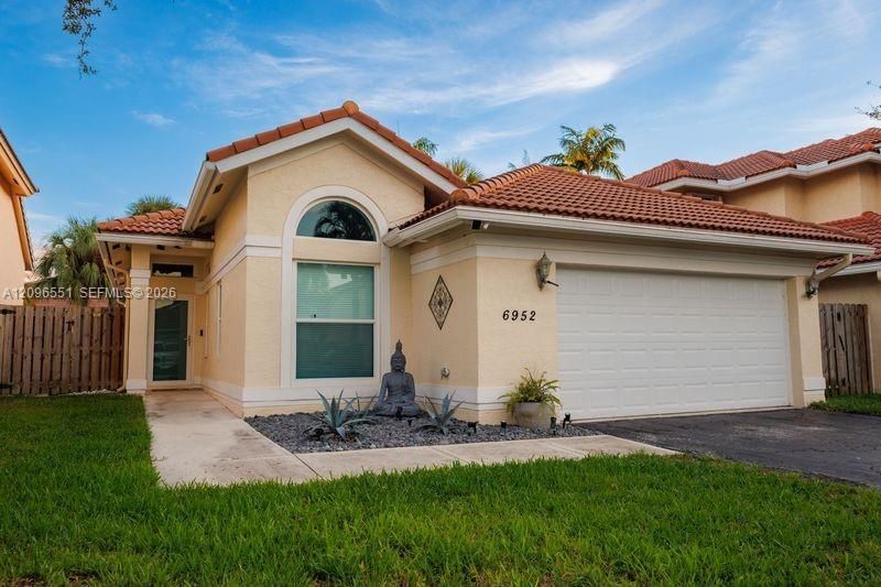6952 NW 27th Ct , Margate, FL 33063 Photo