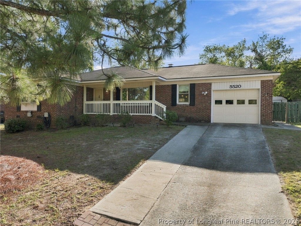 5520 Lawnwood Drive, Fayetteville, NC 28304 Main Photo