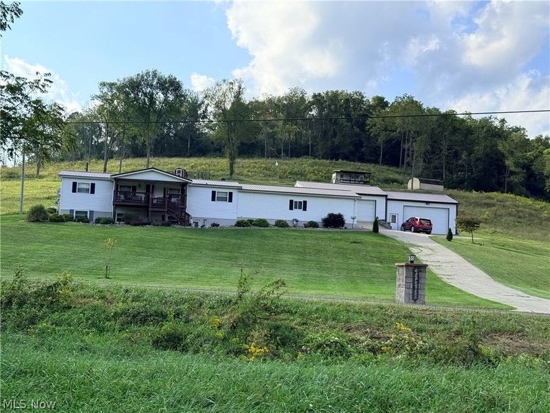 52047 Carpenter Road, Summerfield, OH 43788 Photo 3