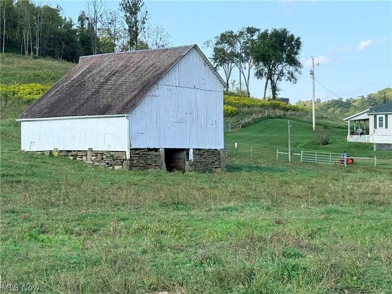 52047 Carpenter Road, Summerfield, OH 43788 Photo 5