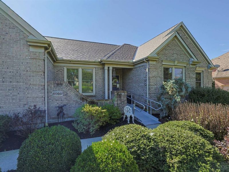 6020 Golf Club Lane, Fairfield Township, OH 45011 Photo 2