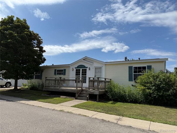 308 Alpine Drive , Independence Township, Mi 48346